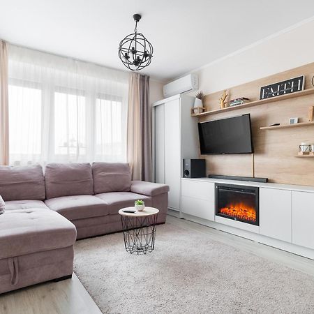 Anastasia Pink Oradea Exteriér fotografie